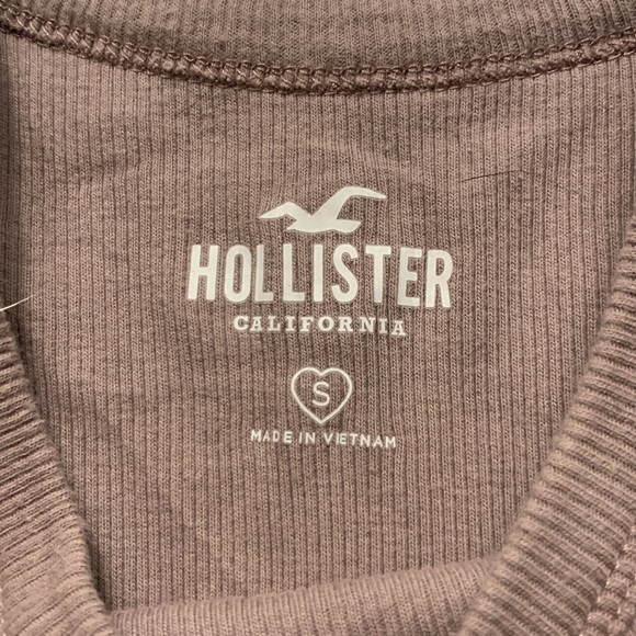 Hollister Size Small Faded Butterfly Ribbed Tank - Picture 3 of 3